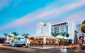 Courtyard By Marriott Long Beach Downtown Long Beach, Ca 3*